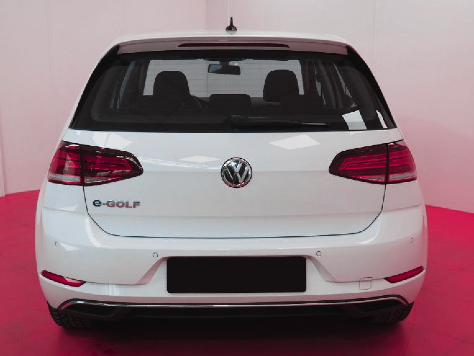 Volkswagen e-Golf - Electro 100kW/136HP - 36kWh battery - White - 16&quot; wheels - 12000 km - 2020.08.