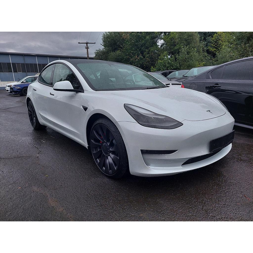 Electric vehicle Tesla Model 3 Performance - Long range - White - 20&quot; Uberturbine rims - All black premium - FSD autopilot - 2021.xx.xx