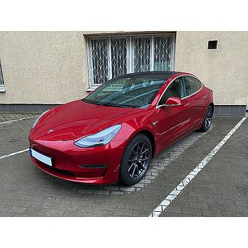 Electric vehicle Tesla Model 3, LR, D, Red, 18" AERO wheels, Tow hitch, White and Black premium interior, AP basic with FSD