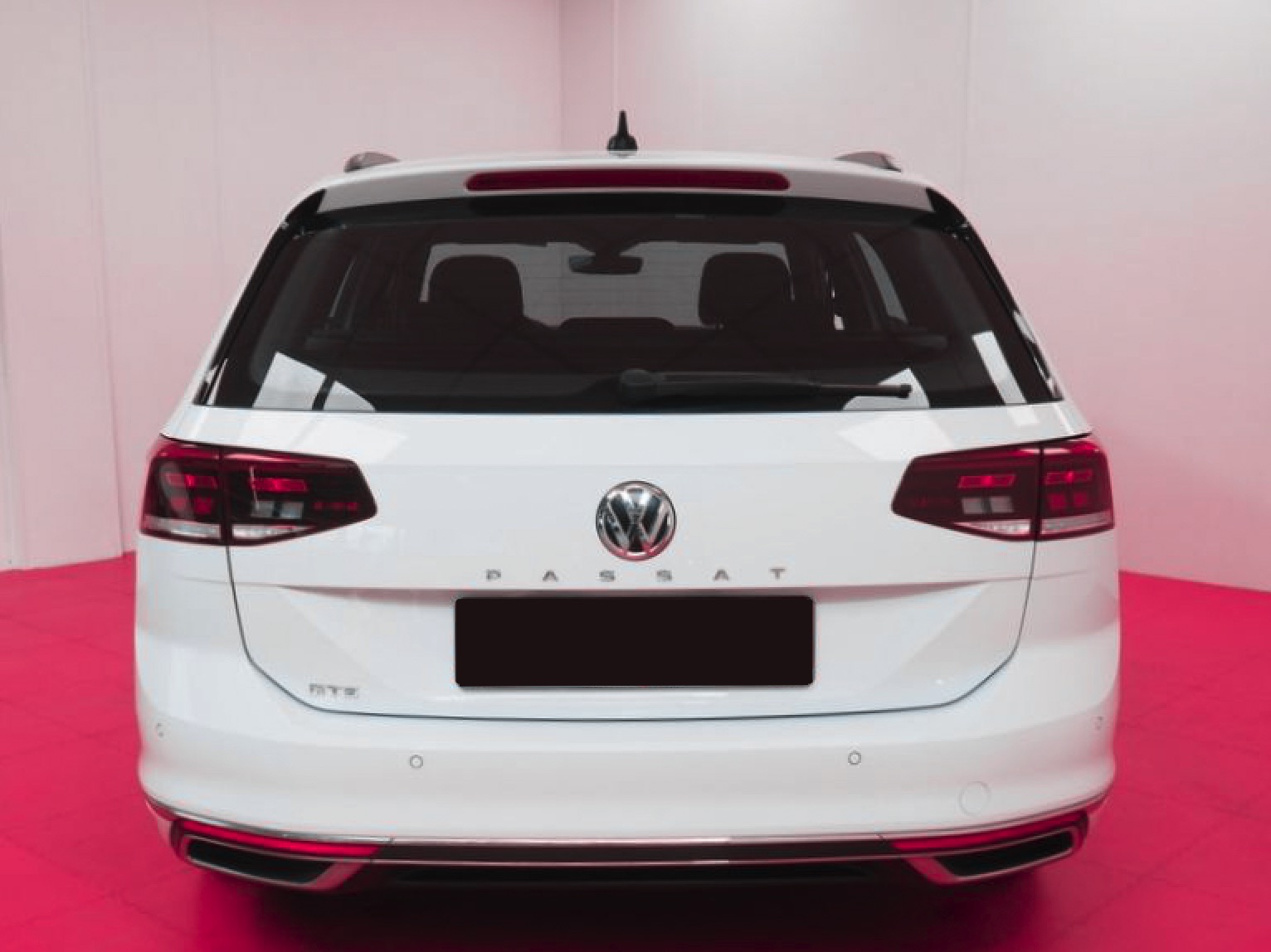 Volkswagen Passat Variant - GTE 1.4TSI DSG - Benzin/Electro Plug-in Hybrid  160 kW / 218 HP - 10.4 kWh battery - White - 17&quot; &quot;Nivelles&quot; wheels - 88000 km - 2020.02.