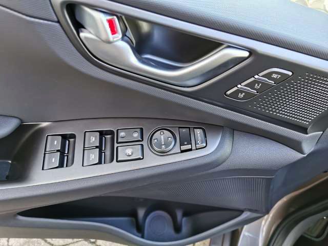Elektromobilis Hyundai IONIQ electric -  38 kWh - Rudas - 16&quot; ratlankiai  - Pilkas odinis interjeras - Premium paketas - 100 km - 2020.05.13