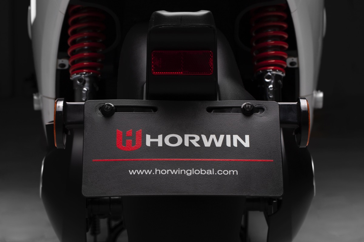 Elektrinis motoroleris Horwin EK1 standartinio nuotolio baterija
