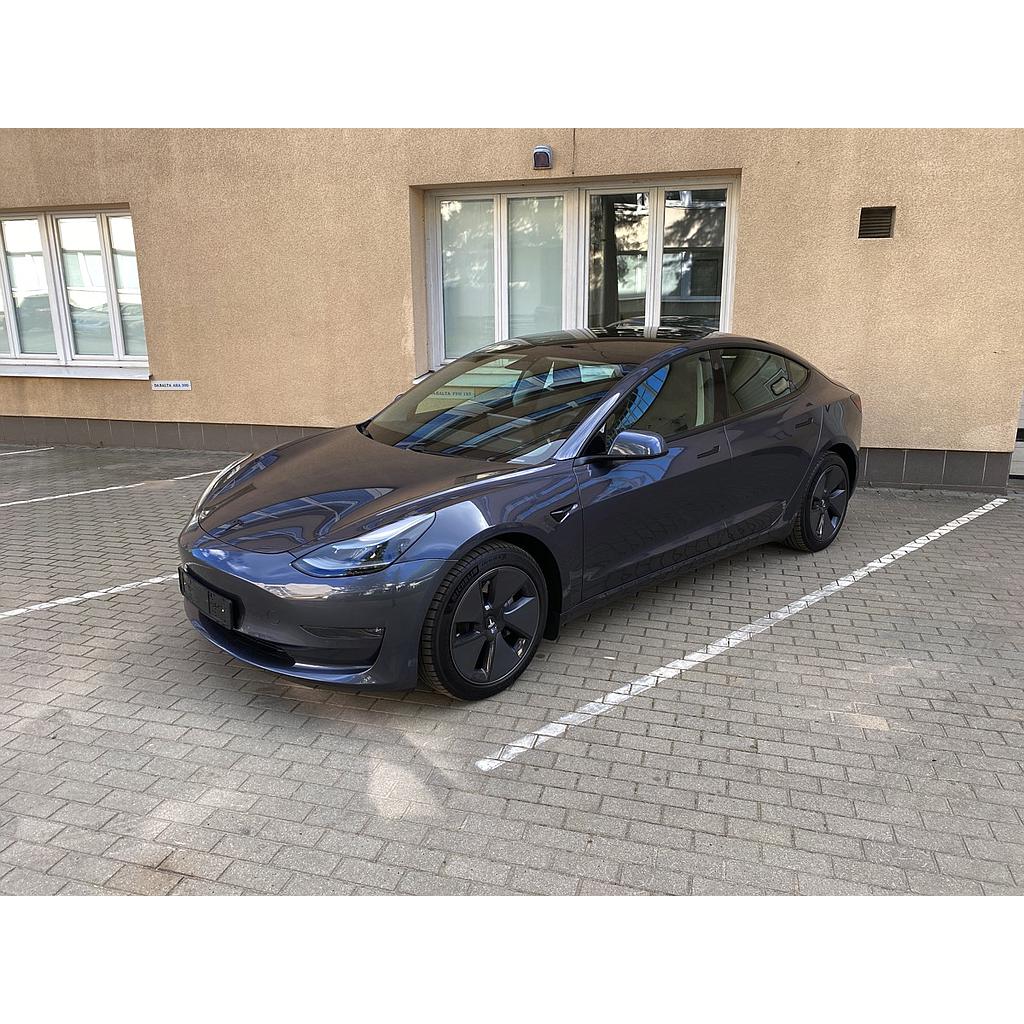Elektromobilis Tesla Model 3 - Ilgo nuotolio baterija 82 kWh WLTP 614 km - Pilkas - 18&quot; Aero ratlankiai - Juodas premium interjeras - Bazinis autopilotas - Home link - 57000 km - 2021.06.05