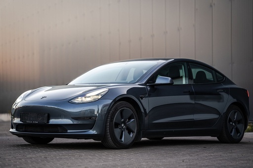 [U_T3LRD0G8A0HB05A_76500_20210605] Tesla Model 3 - Батарея дальнего действия 82 кВтч - WLTP 614 km - Серый - 18" Аеро диски - Черный премиум интерьер - Базовый автопилот - Home link - 77000 км- 2021.06.05